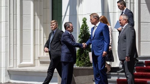 UPDATE Bilanțul tăcerii: Iohannis, Hellvig și Ciucă au refuzat să facă declarații la finalul bilanțului SRI pe anul 2021