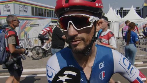 Lovitură grea pentru Franța la Campionatele Mondiale de ciclism: Liderul echipei Julian Alaphilippe, nevoit să se retragă la începutul cursei pe șosea