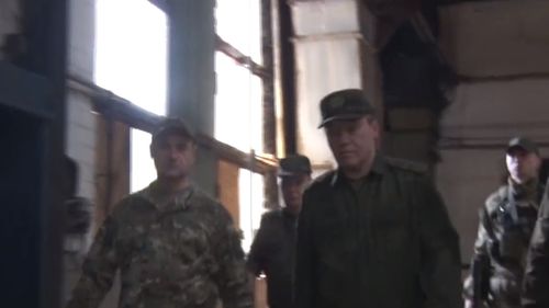 VIDEO Şeful Statului Major General al Rusiei, rară apariție în apropiere de linia frontului din Ucraina / Gherasimov, filmat în timp ce vizitează trupele ruse din regiunea Zaporojie
