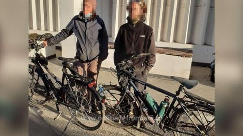 Doi cetățeni francezi care voiau să ajungă ilegal în Grecia pe biciclete au fost depistați în zona Vama Veche