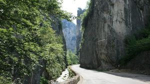 Cheile Bicazului rămân în județul Neamț / Curtea de Apel Mureș a respins definitiv solicitarea Consiliului Județean Harghita