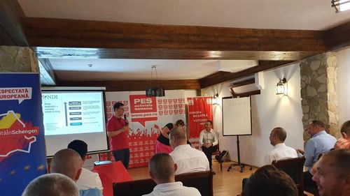 PES activists România a lansat caravana: "Românii merită în Schengen"