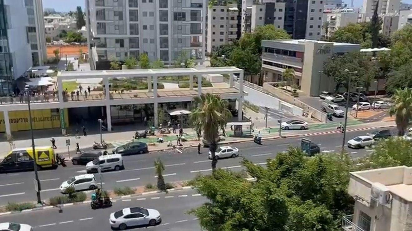 UPDATE Șapte răniți într-un atac cu mașină la Tel Aviv