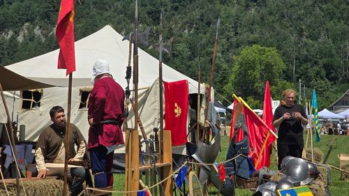 Parade medievale, tabere cavalereşti, demonstraţii de luptă şi concerte live la Zilele Cetăţii Neamţ / Evenimentul se desfășoară în acest weekend