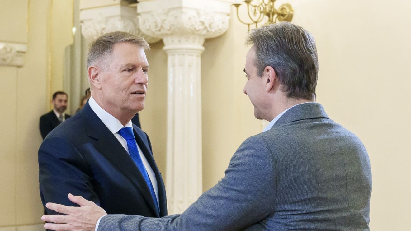 Iohannis l-a primit pe premierul grec: Îmi pare rău că aţi trăit o asemenea sperietură în Odesa