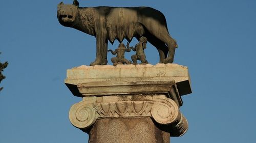 Mormântul lui Romulus, fondatorul mitologic al Romei, ar fi fost descoperit în urma săpăturilor din Forumul roman