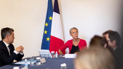 Franța: Remanierea guvernului condus de Elisabeth Borne - Scaunele muzicale sau simptomul unei dezorientări politice a celui de-al doilea mandat prezidențial al lui Emmanuel Macron?