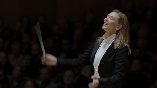 Filmul TÁR cu Cate Blanchett în rolul unei dirijoare de geniu, proiectat în premieră în București la Festivalul filmului independent american
