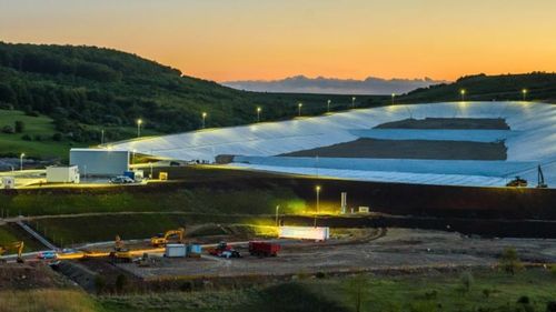 Eco Sud, administratorul gropii de gunoi de la Vidra, Ilfov, face presiuni să preia noul centru de deșeuri al Clujului. Disputa uriașă pentru gestionarea gunoiului clujean tocmai a început