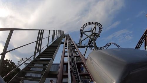 Cinci răniți după deraierea unui rollercoaster dintr-un parc cunoscut din Viena