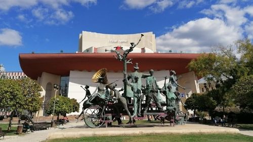 Nopţi de vară la Amfiteatru TNB: Concerte, spectacole de teatru şi dans, filme de colecţie şi întâlniri cu artişti