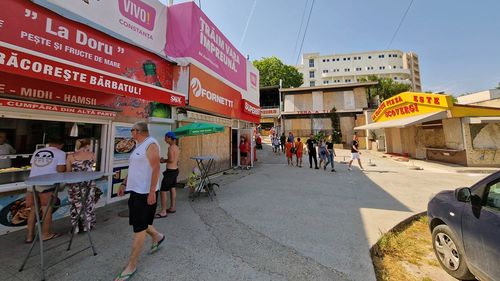 Protecția Consumatorilor: 1.000 de operatori economici controlați în prima lună a Comandamentului Litoral/Au fost date amenzi de peste 6,5 milioane de lei/Au fost închise temporar aproape 100 de unităţi / Şeful ANPC: Litoralul românesc rămâne o zonă a contrastelor