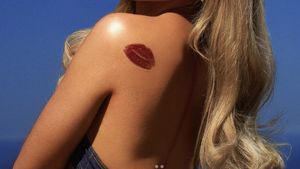 Sabrina Carpenter își cere scuze pentru confuzia de la Coachella