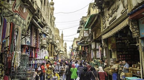 Egipt a devenit a treia țară africană cu o populație de peste 100 de milioane/ Un egiptean din trei trăiește sub pragul sărăciei