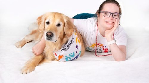 Un golden retriever devine mascota oficială a Jocurilor Special Olympics 2026: Champ va susține emoțional sportivii la competiția din SUA (FOTO)