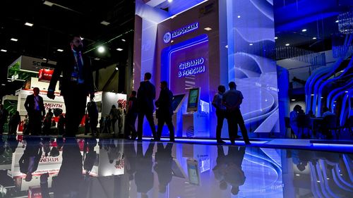 SUA au impus sancțiuni împotriva Gazprombank și a filialelor sale din străinătate și au avertizat toate băncile din lume să nu se conecteze la analogul rus al SWIFT