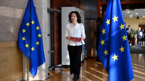 Roxana Mînzatu, vicepreședinte al CE: România stă bine la capitolul femei în IT, dar doar 28% dintre adulți au abilități digitale de bază / O treime dintre adolescenți din UE nu au competențe precum operațiunile matematice de bază