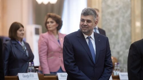 Liderul PSD, despre protestul AUR: Cel mai grav e că au folosit drapelul României. Au pus însemnele partidului pe drapel. Vom reglementa în Parlament ca nimeni să nu mai pună însemne pe drapel. AUR copiază ce a văzut la USR