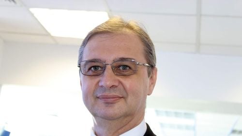 Premierul Ciucă l-a demis pe un apropiat al lui Cîțu și a angajat un nou consilier, pe analistul Iulian Chifu