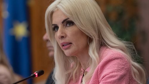 VIDEO Laura Vicol recunoaște că a zburat cu Marcel Ciolacu în avioane private / Nu am demisionat de bunăvoie din PSD, m-am supărat că bărbații din partidul meu nu mă susțin
