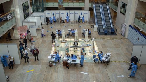 Peste 29.000 de persoane s-au vaccinat în București, de vineri până duminică seara