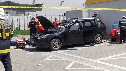 UPDATE: Un tânăr a murit în București după ce o butelie de sudură aflată în mașina sa a explodat