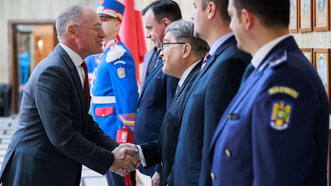 Austria greenlights Romania's Schengen bid for airport access. What are Vienna's three conditions