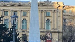 Bărbatul care a vandalizat mai multe monumente și biserici din București a fost prins. E un arhitect din Giurgiu