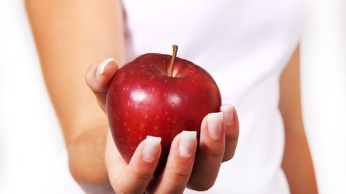Dieta cu mere te ajută să slăbești și ar putea preveni cancerul, diabetul, bolile de inimă și maladia Alzheimer / Cum arată un astfel de plan alimentar