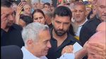 Călin Georgescu, baie de mulțime la Domnești, în Argeș / A vorbit în discursul său despre„Grădina Maicii Domnului”, despre românii jefuiți de munca lor și a încheiat apoteotic cu o reinterpretare a unui citat dintr-un film de desene animate