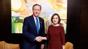 David Cameron, discuții cu Maia Sandu despre securitatea Republicii Moldova