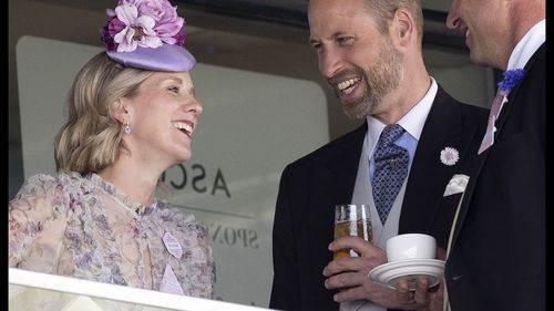 Royal Ascot: Întâlnirea dintre eleganța aristocratică, cursele de cai și spectacolul vestimentar britanic