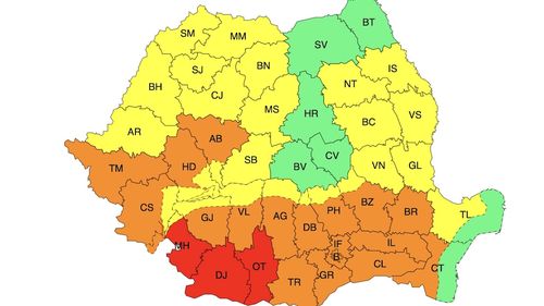 Cod roșu de căldură în trei județe: Mehedinți, Dolj și Olt / Alte șase judeţe sunt sub avertizare cod portocaliu de caniculă până duminică dimineață