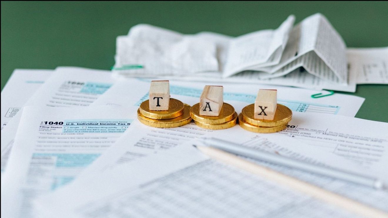 Ungaria anunță că va elimina, în 2025, taxele pe profiturile excepţionale impuse anumitor companii