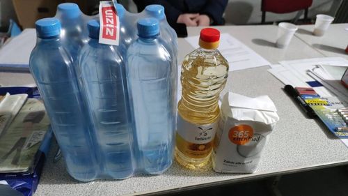 O persoană fără adăpost din București a donat alimente pentru refugiații din Ucraina. Clotilde Armand: ”O lecție de solidaritate cum eu n-am mai văzut”