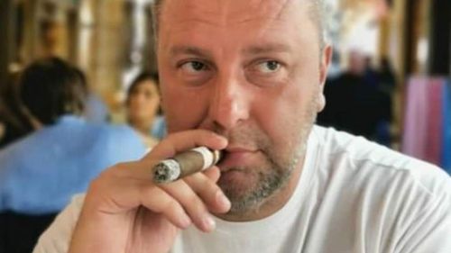 Dosarul măștilor către MApN: Andrei Alexandru Hudea, care ar fi prieten cu Gabriel Țuțu și ar fi intermediat afacerea, plasat sub control judiciar
