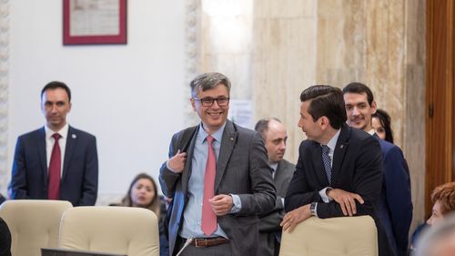 Virgil Popescu: Atunci când se iau decizii importante pentru viitorul energetic al României şi al Uniunii Europene se reactivează trompetele ruseşti/ România va deveni independentă energetic indiferent de ce fac ei