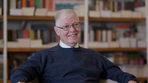 VIDEO Istoricul Dennis Deletant este câștigătorul Premiului „Romulus Rusan”, pentru volumul "În căutarea României. O aventură personală din `65 până azi"