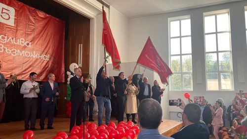 Final de drum pentru moștenitorul Partidului Comunist din Bulgaria: Partidul Socialist ratează în premieră intrarea în Parlament. Situație similară în Ungaria
