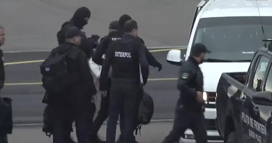 vladimir plahotniuc catuse aeriportul chisinau