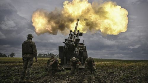 Financial Times: Războiul din Ucraina necesită o producție de muniție fără precedent