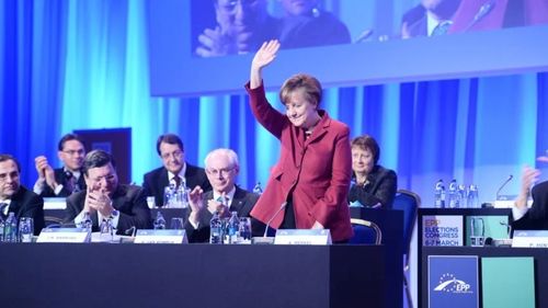 Angela Merkel, premiul UNESCO pentru pace: Membrii juriului au fost mişcaţi de decizia sa curajoasă din 2015 de a primi peste 1,2 milioane de refugiaţi, în special din Siria, Irak, Afganistan şi Eritreea