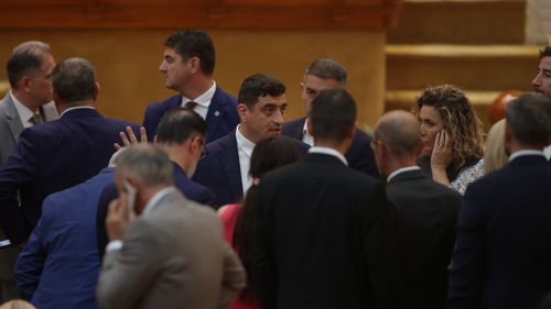 AUR amenință că atacă la CCR proiectele de reformă ale guvernului Bolojan: „Asasinii democraţiei calcă în picioare voinţa poporului român”