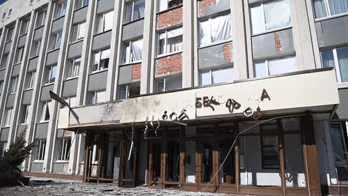 FOTO Primăria orașului rusesc Belgorod, lovită de o dronă, anunță guvernatorul regional