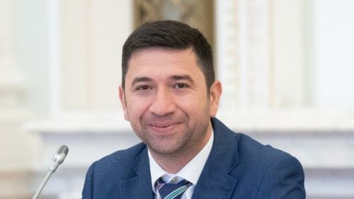 Senatorul PSD de Dolj Radu Cosmin Preda s-a mutat pe listele PMP. Social-democrații nu i-au mai oferit un loc eligibil la alegerile parlamentare din 6 decembrie