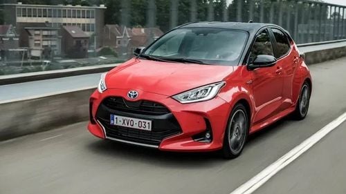 Cota mașinilor electrice noi scade în continuare în Europa