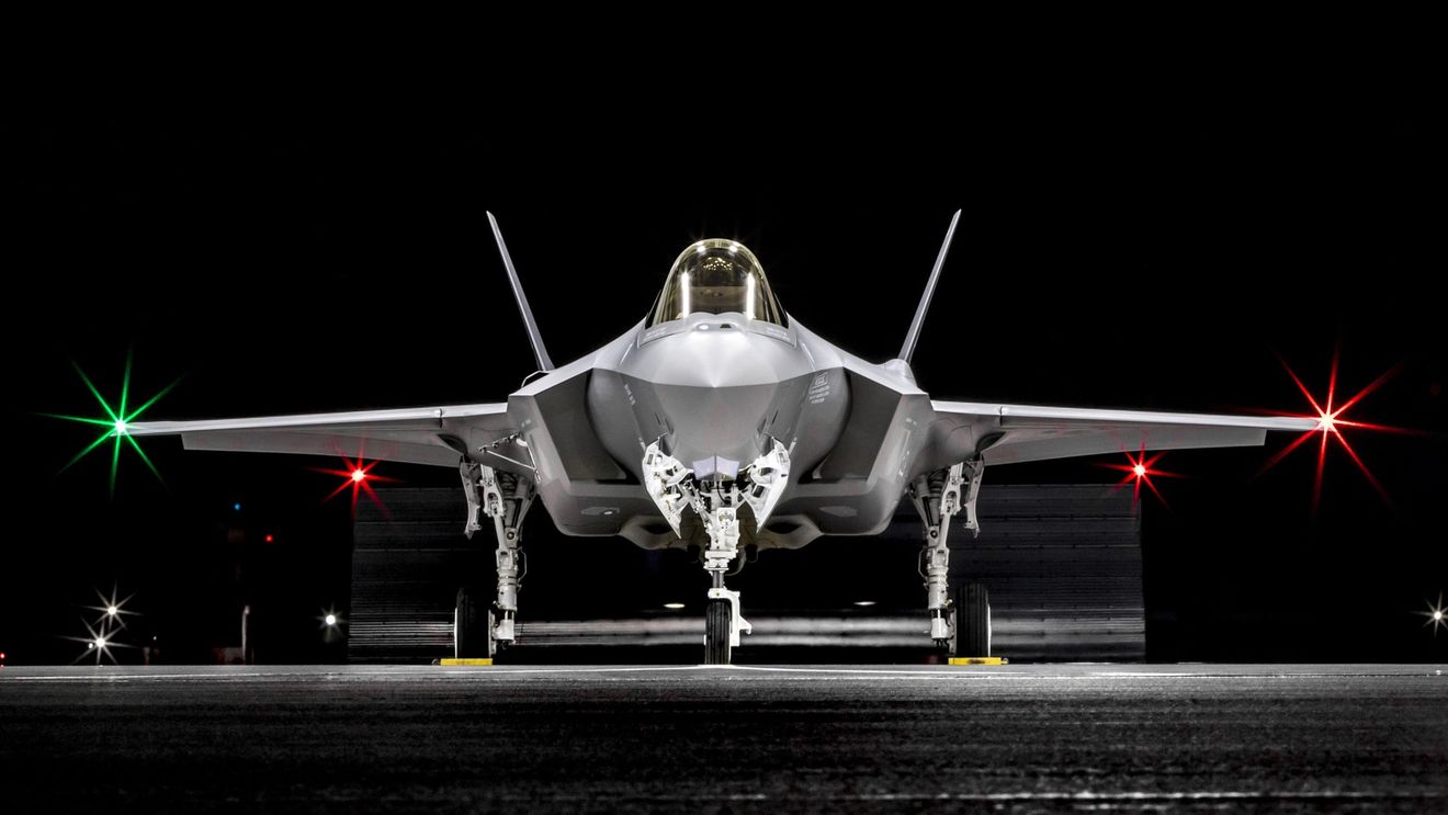 Armata americană a deghizat un avion militar în aparat civil pentru a-i lovi pe presupuşii traficanţi de droguri / NYT: Fapta ar putea constitui o crimă de război