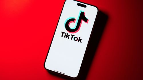 O treime dintre hiturile din topurile din Germania de anul trecut au devenit virale mai întâi pe TikTok, potrivit platformei.