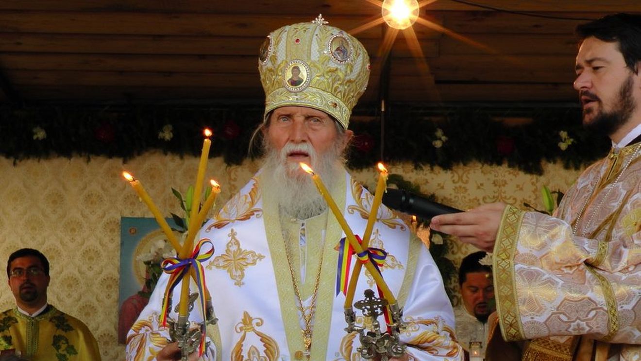 Pimen, arhiepiscopul Sucevei, e infectat cu coronavirus și va fi adus cu elicopterul la București