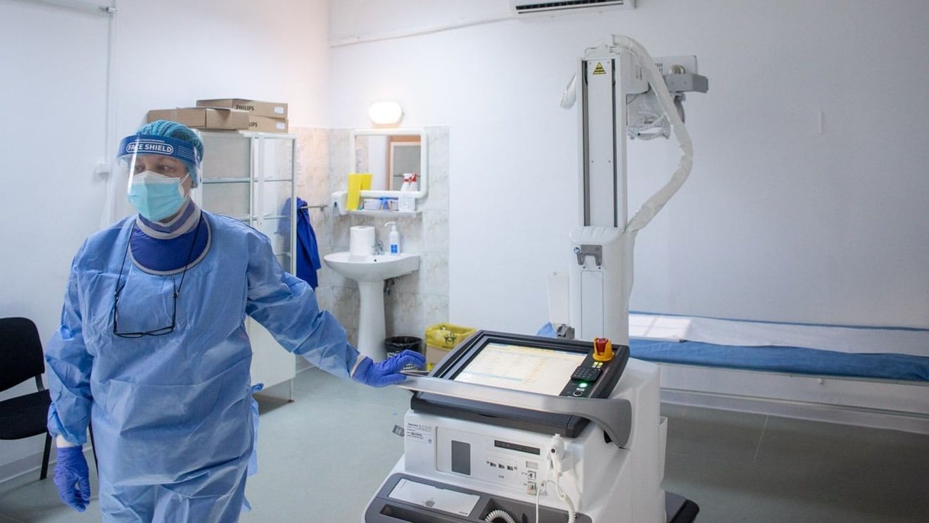 Cercetători francezi: COVID-19 provoacă complicații vasculare pe termen lung, mai ales în cazul femeilor